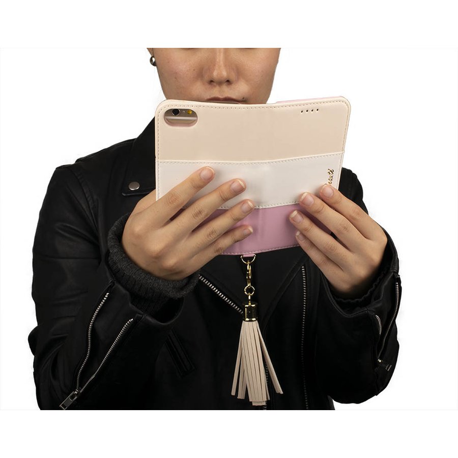 iphone ケース 女性 使用シーン かわいい ピンク ベージュ 安い