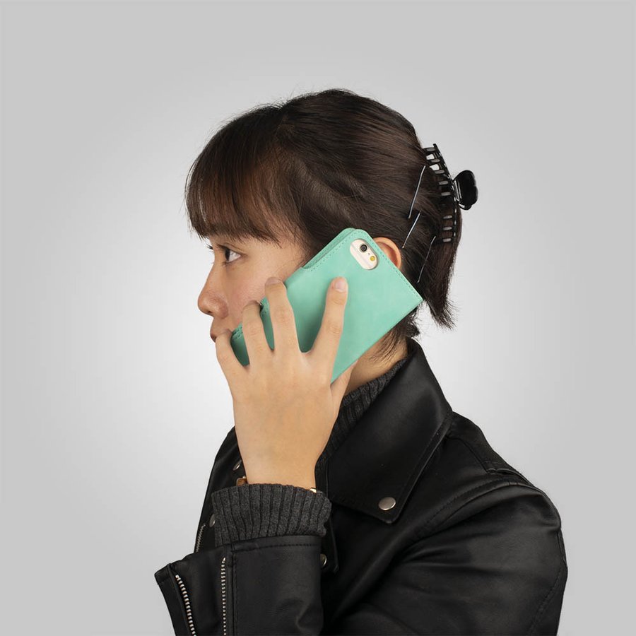 iphone ケース 手帳型 エメラルドグリーン 緑 アンティーク ボタン 女性 使用シーン おしゃれ 安い カバー かわいい スマホケース