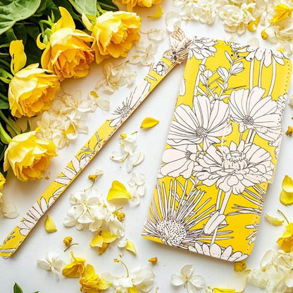 iPhone16e ケース 手帳型 iPhoneSE カバー iPhone13 SE2 SE3 SE第3世代 SE第2世代 iphone8 花柄 iphone7 6s カバー 鏡 ストラップ付 花柄 黄色 イエロー フラワー ボタニカル