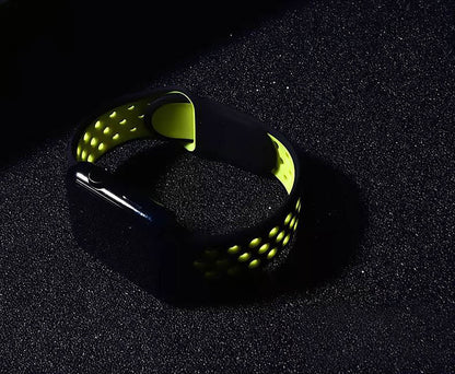 apple watch バンド 白 赤 黒 黄色 アップルウォッチ バンド apple watchバンド 45mm 44mm 42mm 兼用 アップルウォッチ バンド スポーツ シリコン シリコンバンド おしゃれ レディース メンズ se スポーツバンド 軽量 シリーズ series SE 7 6 5 4 3 2 1  運動 送料無料