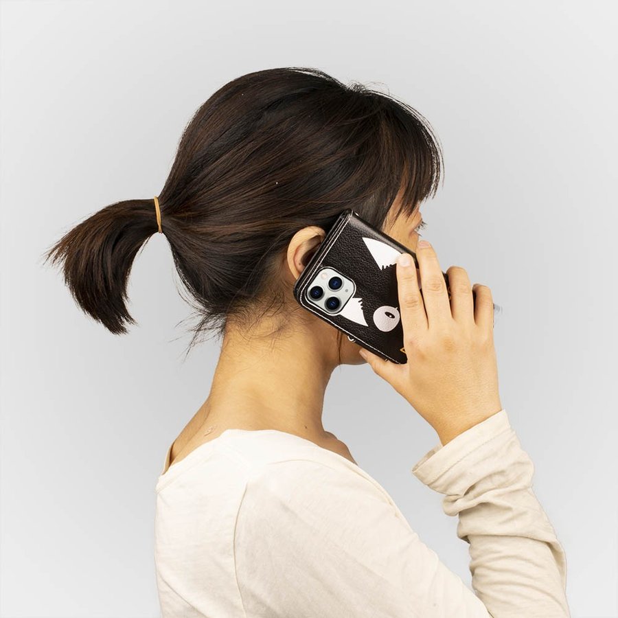 Google Pixel ケース 手帳型 女性 使用シーン おしゃれ 安い カバー かわいい 黒猫